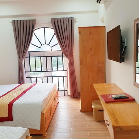 Khach San Center Quy Nhon Otel Dış mekan fotoğraf
